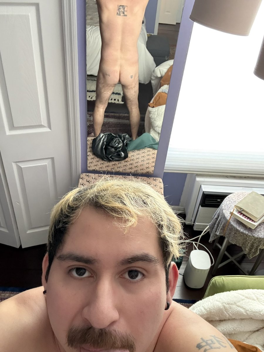 T I tweet media