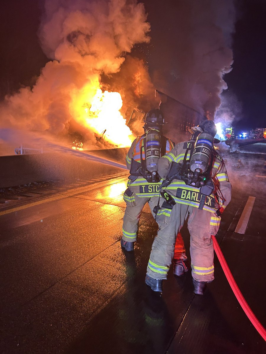 Lloyd Crago tweet media