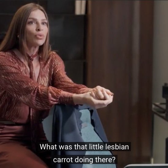 englotscene's tweet image. everyone needs to get off juquinha’s back😭 #loquinha #tresgraças