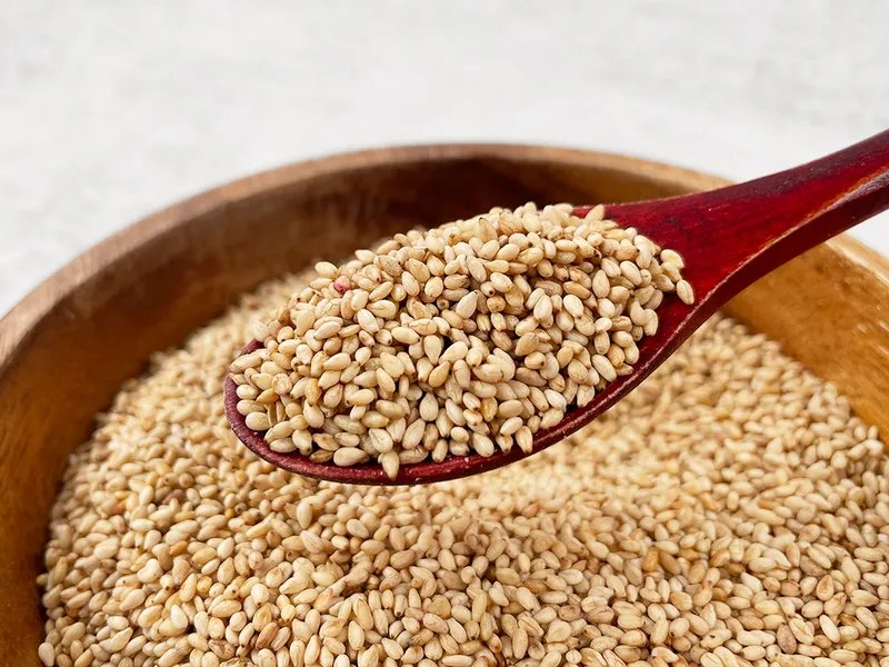 여러분 날파리 번데기가 참깨와 똑같이 생겼다는 걸 아십니까?
저는 알고 싶지 않았습니다
저는 그 이후로 참깨를 먹지 못하는 병에 걸렸으며...