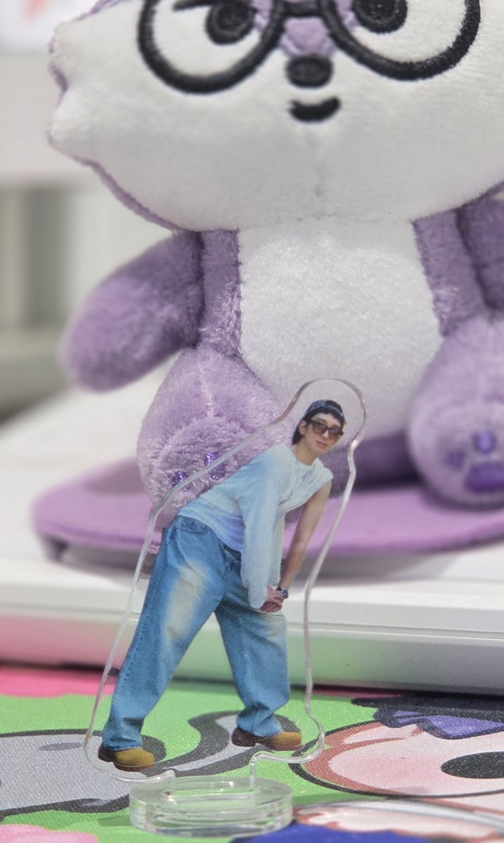 ♡ หน้าคอนเซบวันอาทิตย์ 15/3 จะมีโครงการแจกมินิ(ก็~ 5 ซมได้ มินิปร๊)สแตนดี้วอนอู(เวอร์ชั่นติดแอคระเบิดระเบ้อ เวอร์ชั่นชุดส่งคนผมส่งหน้าหมวกส่งแว่นนาฬิกาส่งท่า)นะค้าฟฟฟกะรัตดึล มารับกันด้าย ♡
🤟 วิธี เวลา สถานที่ tba จร้า