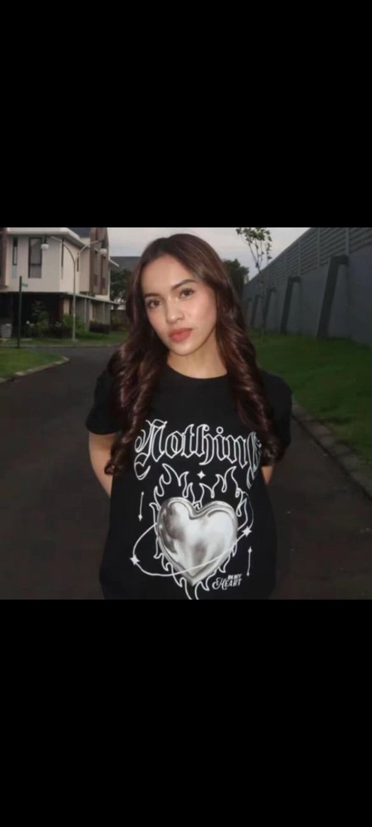 WilsonCorye's tweet photo. Andiramcqueen sebelebgram makassar viral ⏩💮
https://t.co/FcNo1RxQez

#andira #selebgrammakassar #viral🔽⏬
https://t.co/ufpWyDm5ax https://t.co/QDej8I3jRu