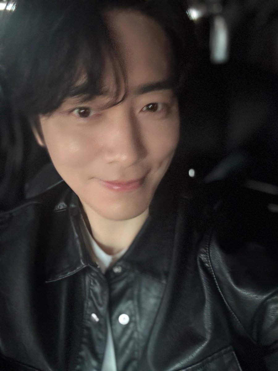 formypepperoni's tweet photo. 이준혁 셀카 기원 정권지르기 154일차
으아아아아아아리가가가각ㄱ!!!!!!!! https://t.co/YLOT6mGeAm