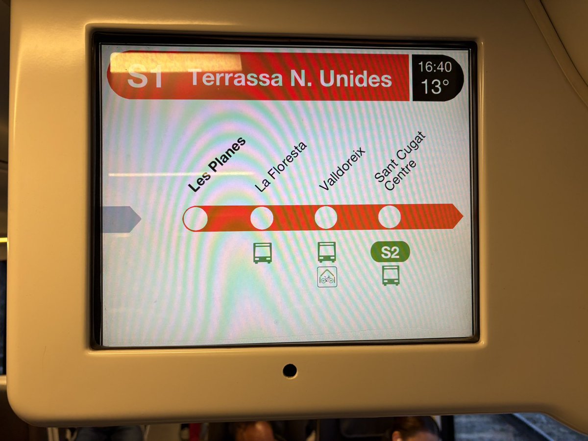 Jin2001Snow's tweet photo. 加泰罗尼亚政府铁路（FGC）
Ferrocarrils de la Generalitat de Catalunya

车内LCD路线图

#SNJs_routemap_collection
#路線図 #transitmap https://t.co/JoidRh7trv