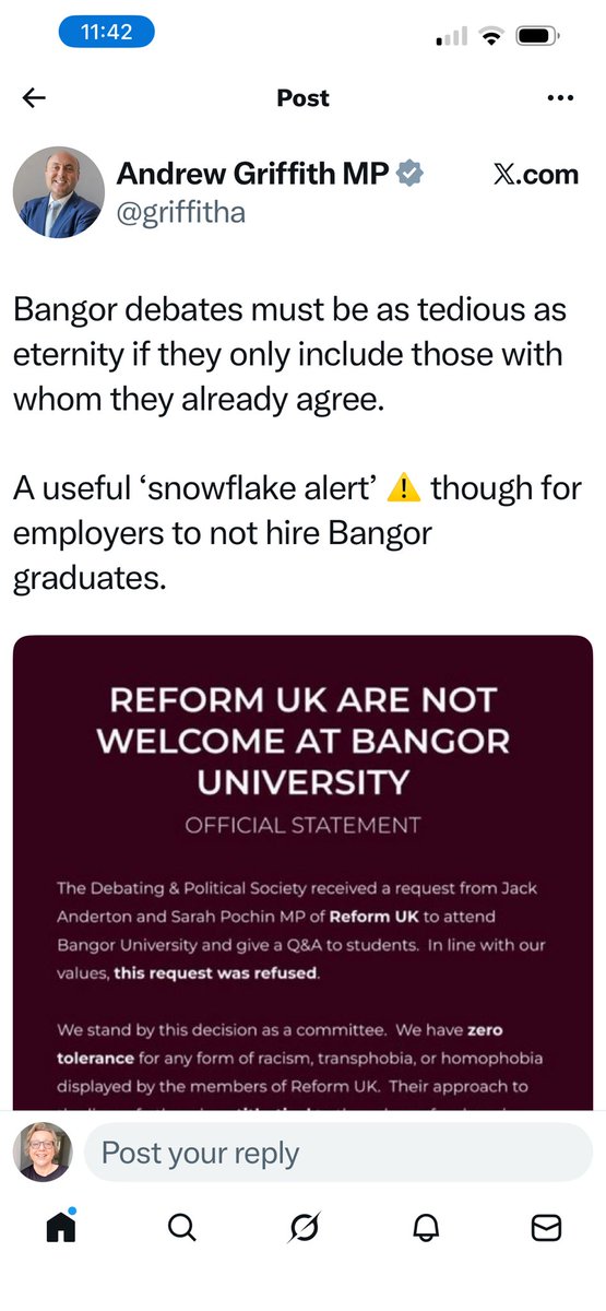 Irresponsible tweet ⬇️ A <a href="/Conservatives/">Conservatives</a> MP encouraging businesses not to employ Bangor graduates is pathetic. I hate all this nastiness.