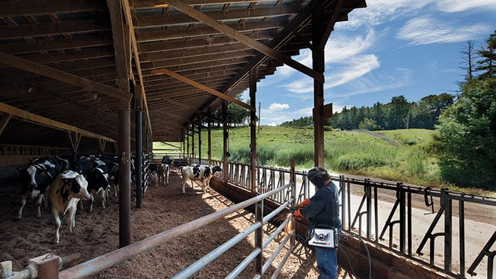 La agroindustria en Latam no para de crecer y la tecnología es su gran motor. Más allá de las cosechadoras, el corte por plasma gana terreno para reducir costos de mantenimiento y optimizar reparaciones en silos, cercas y maquinaria pesada.

🚜+ info en: enfoquedenegocios.com.ar/corte-por-plas…