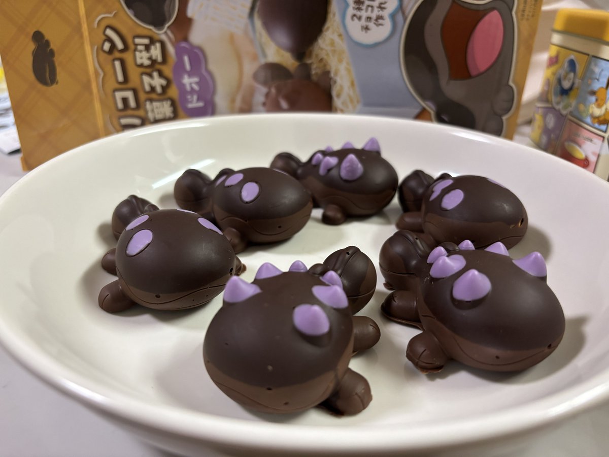 ドオーチョコ】レシピ (準備)型 紫チョコペン ビター板チョコ2枚