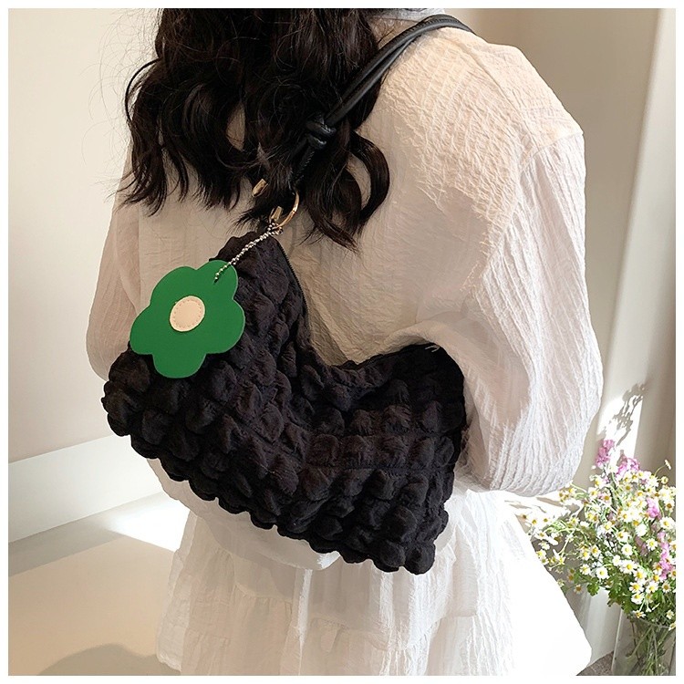 lily🍰 tweet media