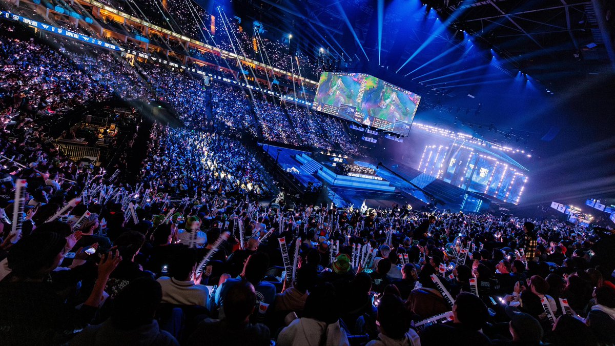 Esports News : Esports Monetization Is Evolving Fast 🎮

From sponsorships &amp; franchise leagues to in-game purchases &amp; creator revenue — the esports economy is diversifying like never before. 🚀

With over $1B+ in annual growth, new models like blockchain assets, VR arenas, and