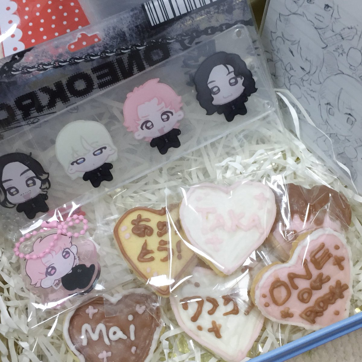 给朋友做的ワンオク糖霜饼干☺️