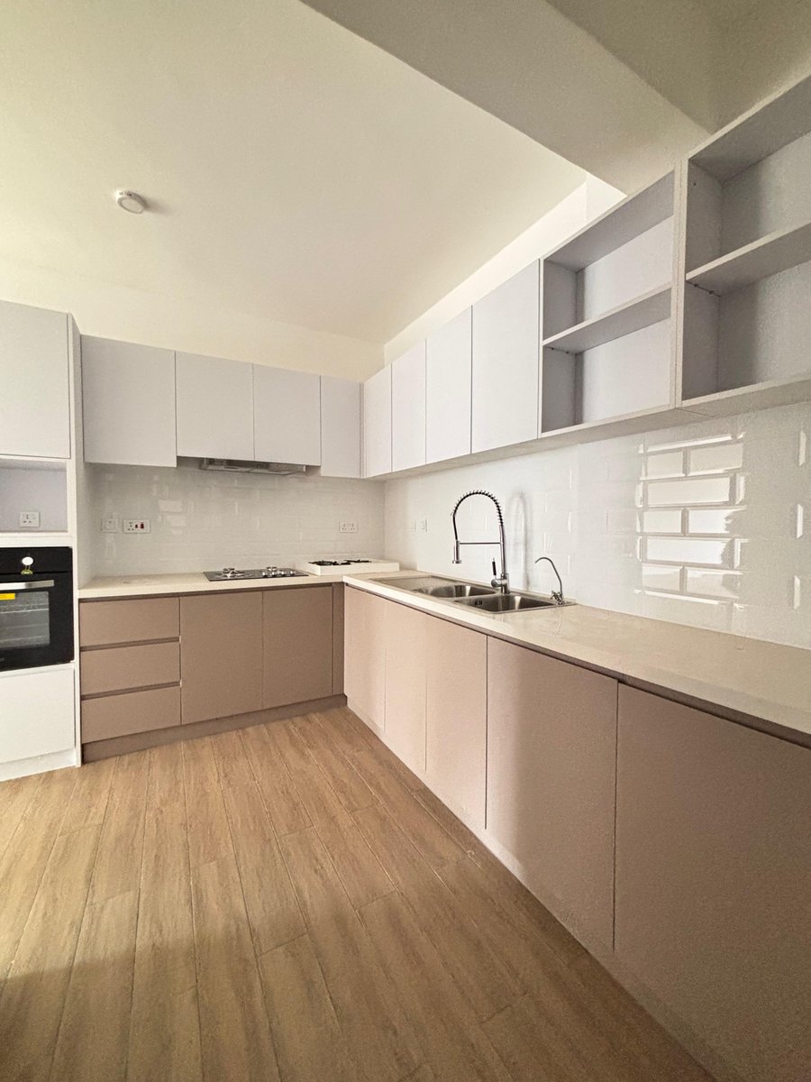 Skip the high-rise crowds. Enjoy a spacious 4-BR with:
🏊 Pool | 🏋️ Gym
🚗 2 parking bays + visitor slots

For families &amp; buyers wanting space &amp; privacy.
📍 Lavington junction
📩 Call 0703790005 to view. #Lavington #aziziproperties #propertyforrent #NairobiProperty #RealEstateKE