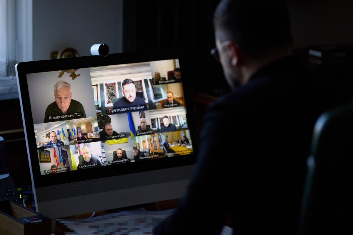 I held a coordination call on the situation in the energy sector across Ukraine’s regions. First and foremost, I am grateful to all repair crews, energy companies, municipal services, and the State Emergency Service of Ukraine that are working truly effectively and providing