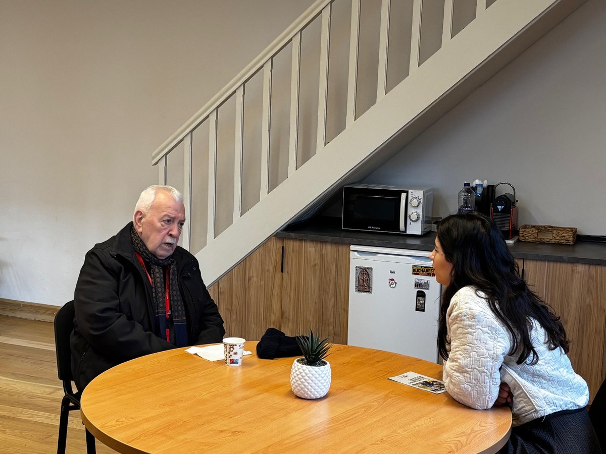 Hoy hemos estado con el misionero navarro,  Mons. Miguel Ángel Olaverri Arróniz, salesiano que ha desempeñado un papel clave en la República del Congo,  liderando la archidiócesis de Pointe-Noire. Está celebrando 50 años en África, 50 años como sacerdote y 60 años como salesiano.