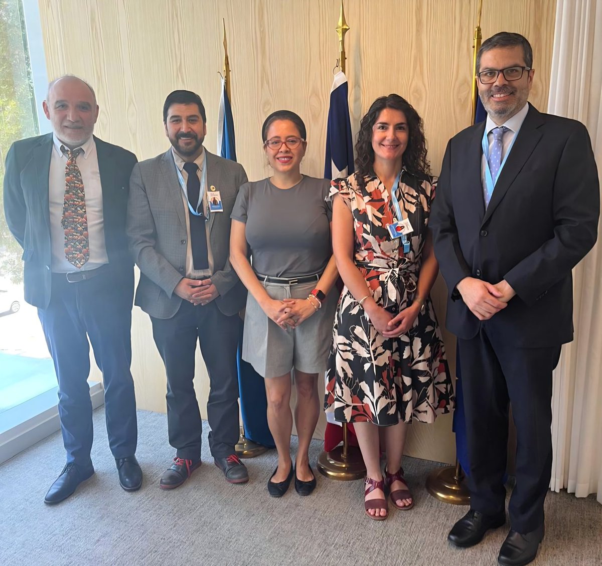 jelorca's tweet photo. Una excelente reunión sostuvimos como @edu_vcachapoal con la Oficial de Comunicación, Cultura y Promoción en la @SwedeninChile Marjorie Dinamarca, para la coordinación de acciones de colaboración que favorezcan a los establecimientos educativos de nuestro territorio 🧒🏻👩🏻👶🏻🧔🏻👩🏻‍🦱👨🏻 https://t.co/r7zrh0CXZ1