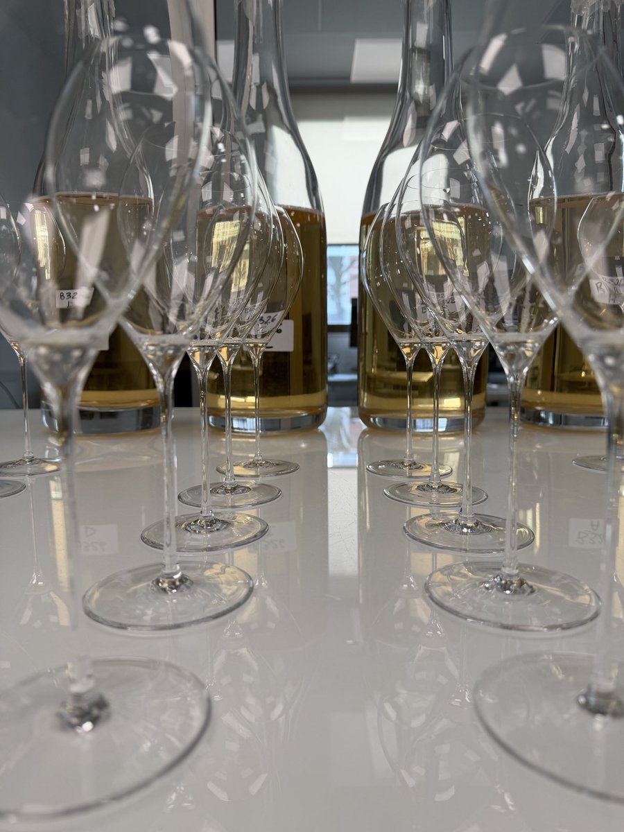 Louis Roederer tweet media