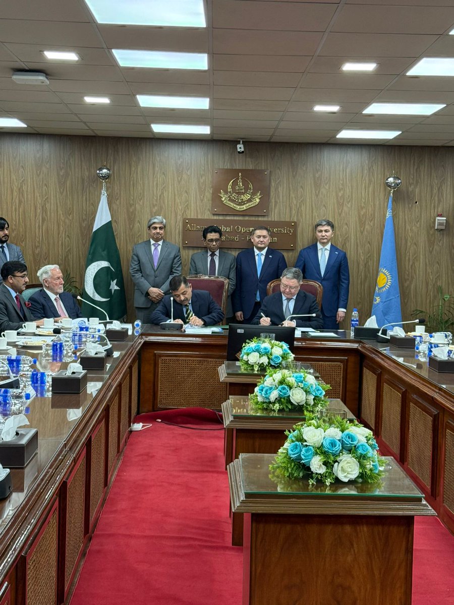NiloNuml's tweet photo. #NUML has signed collaboration agreement with Shokan Ualikhanov Kokshetau University, Kazakhstan. This partnership aim to strengthen academic cooperation, joint research, faculty and student exchange, and international educational initiatives. #Numlian https://t.co/OtnO1md5An