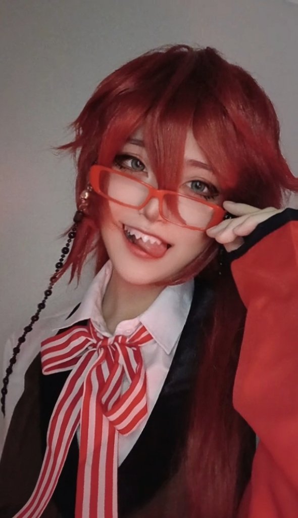 jawol94403746's tweet photo. ♥️😋
#黒執事 #グレル・サトクリフ #GrellSutcliff #cosplay https://t.co/g255I32Mws
