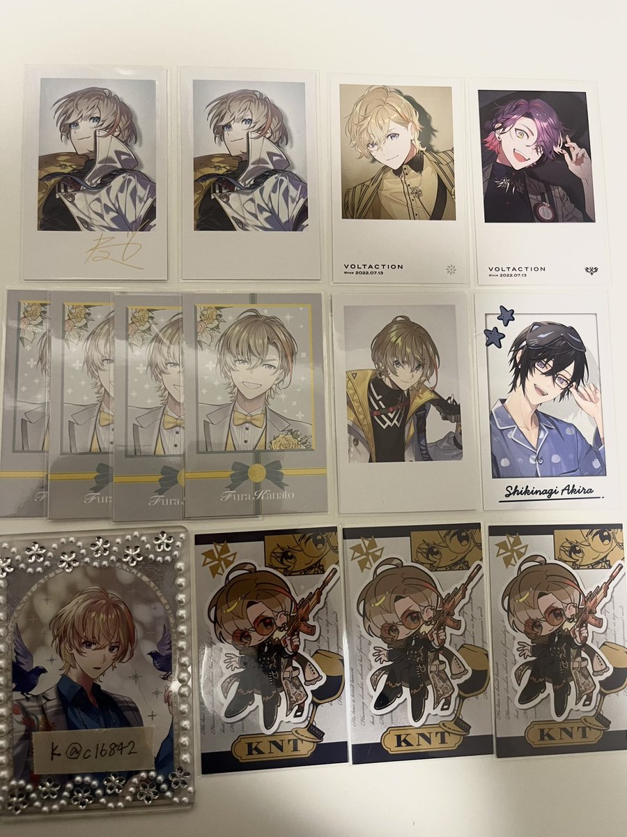 c16842's tweet photo. 《譲渡/買取/交換》
にじさんじ

求))定価＋送料>>>リトリンhttps://t.co/O83Ac46fVN

譲))画像1〜6

支払い方法))paypay

🎈まとめてお迎えの方を優先する場合がございます。

⚠︎グッズ数整理の為一部当方の推しも含まれております。ご了承ください。

検索からお気軽にお声掛けください🌼 https://t.co/02UQvXMhZR