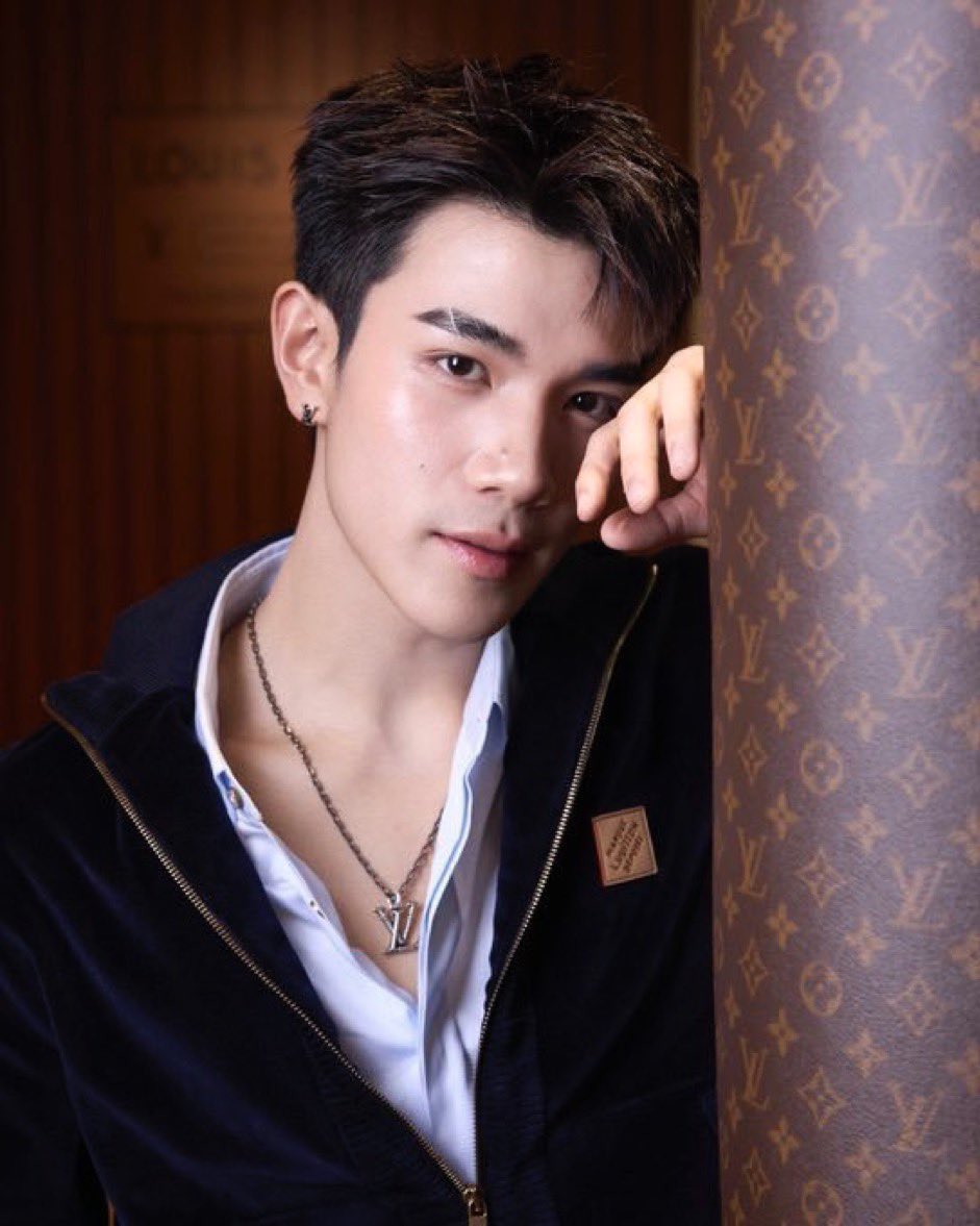 gboyyyyypx's tweet image. อยากใส่ sound fall in love again again อ่ะะะะะะ🤌🏻🤌🏻🤌🏻🤌🏻

LV HOTEL BKK X FOURTH
#LouisVuittonxFourth
#LVMonogram130 #LouisVuitton