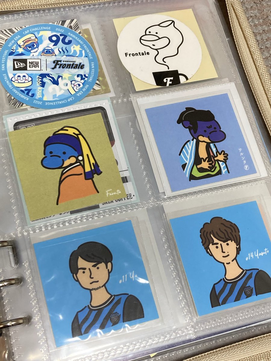 ワイの偏りすぎたクセ強シール帳(まだ作成途中)に、貴重な2枚が