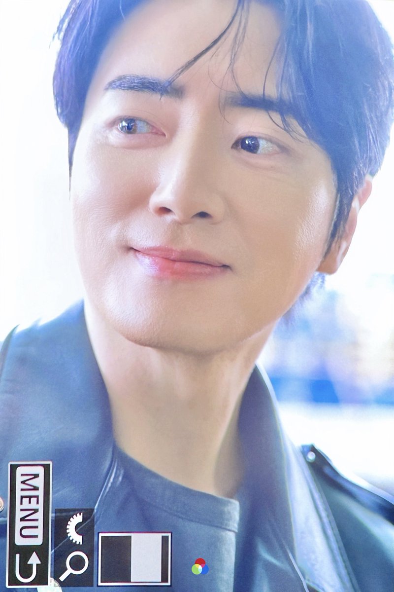 260210 레이디두아 제발회 퇴근
너무가까워요제발ㅠㅠ;;;
#이준혁 #LEEJUNHYUK