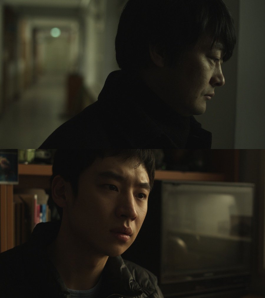 imbcenews's tweet photo. [단독] '파수꾼' 조성하X이제훈 부자, '승산있습니다'로 재회(종합)
#조성하 #ChoSeongHa #이제훈 #LeeJehoon #재회 
#승산있습니다 #SBS드라마 #금토드라마 #iMBC연예 

배우 조성하가 이제훈과 다시 한번 호흡을 맞춘다. 과거 '파수꾼'에서 부자지간으로 연기 호흡을 펼쳤던 두 사람이 새 작품에서 재회하며 반가움을 더한다.

10일 iMBC연예 취재 결과 조성하는 SBS 새 드라마 '승산있습니다'(극본 정진영·김의찬, 연출 권다솜)에 출연한다.

특히 조성하는 2011년 영화 '파수꾼'(윤성현 감독)에서 이제훈과 부자 관계로 호흡을 맞춘 인연이 있다. 

당시 이제훈은 기태 역을, 조성하는 기태의 아버지 역을 맡아 묵직한 감정선을 그렸다. 

🔗https://t.co/6q4UBlcN8b