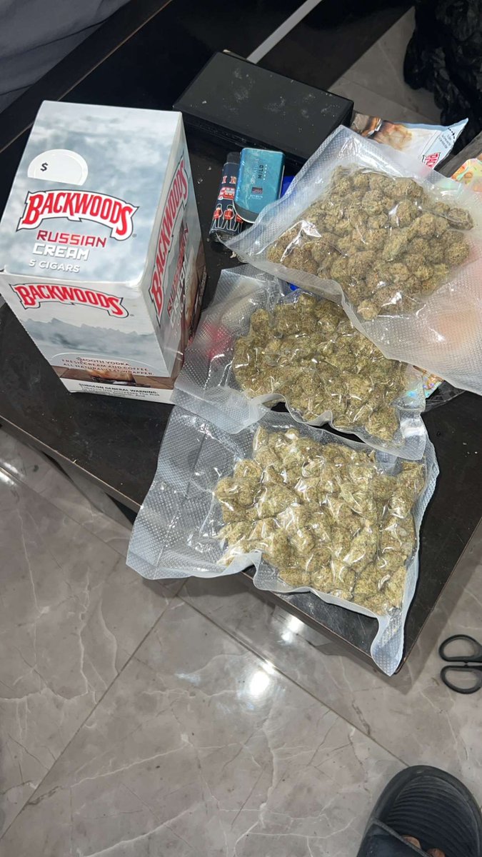 Still Trappin’ tweet media