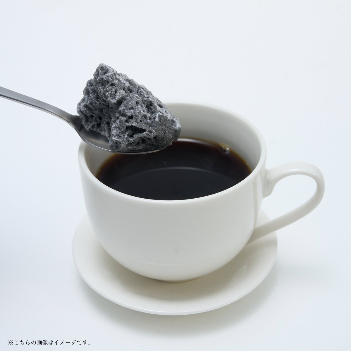 【🌸新商品紹介🌸】
刀剣乱舞ONLINE×萱沼(カヤヌマ)製菓 玉鋼 砂糖菓子（税込990円）を2月18日(水)より池袋本店・大丸東京支店・京都支店・通信販売所にて発売致します。

詳しくは公式HPをご確認ください
touken-yorozuya.com/item/

#刀剣乱舞 #とうらぶ #万屋本舗