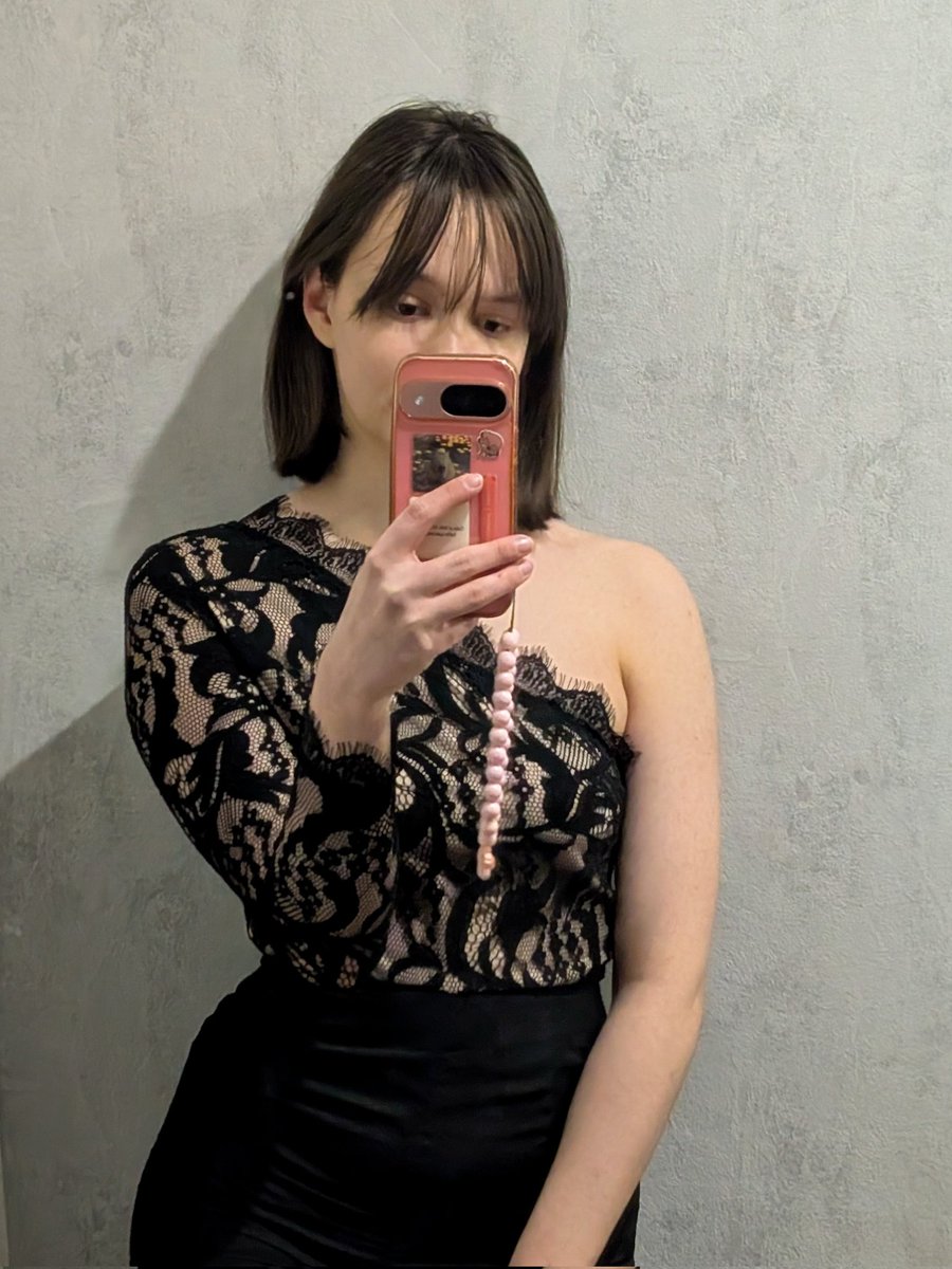 ellli_li_li's tweet image. раночку, смачного сніданочку, вкусного чаю/кофє/мофє, розчищеної дороги 

закиньте донат 🫶🏻