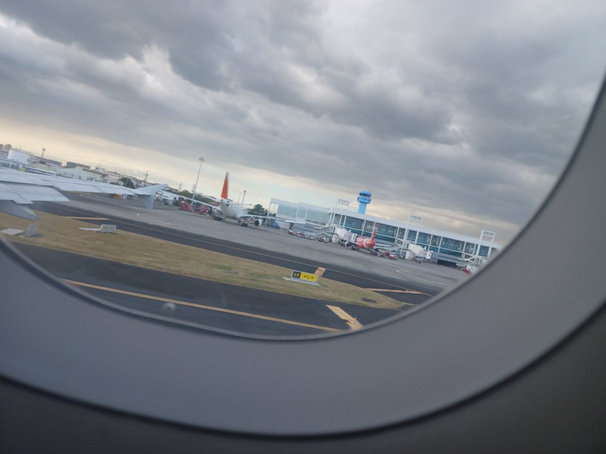 JoM727's tweet photo. Bound to Palawan https://t.co/5g8w9NICR2
