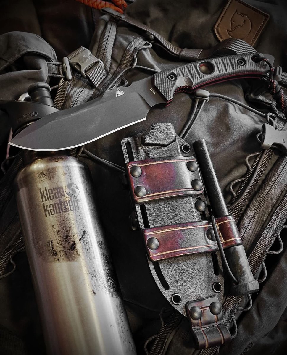 FOBOS_Knives tweet media