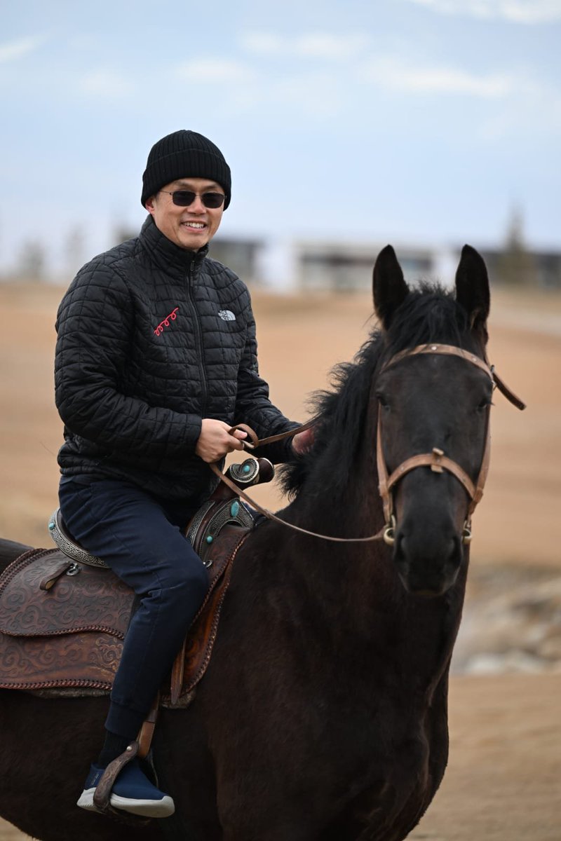 KGSToken tweet media