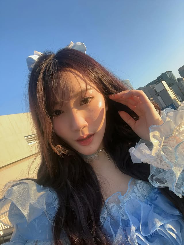 Dini Sekar tweet media