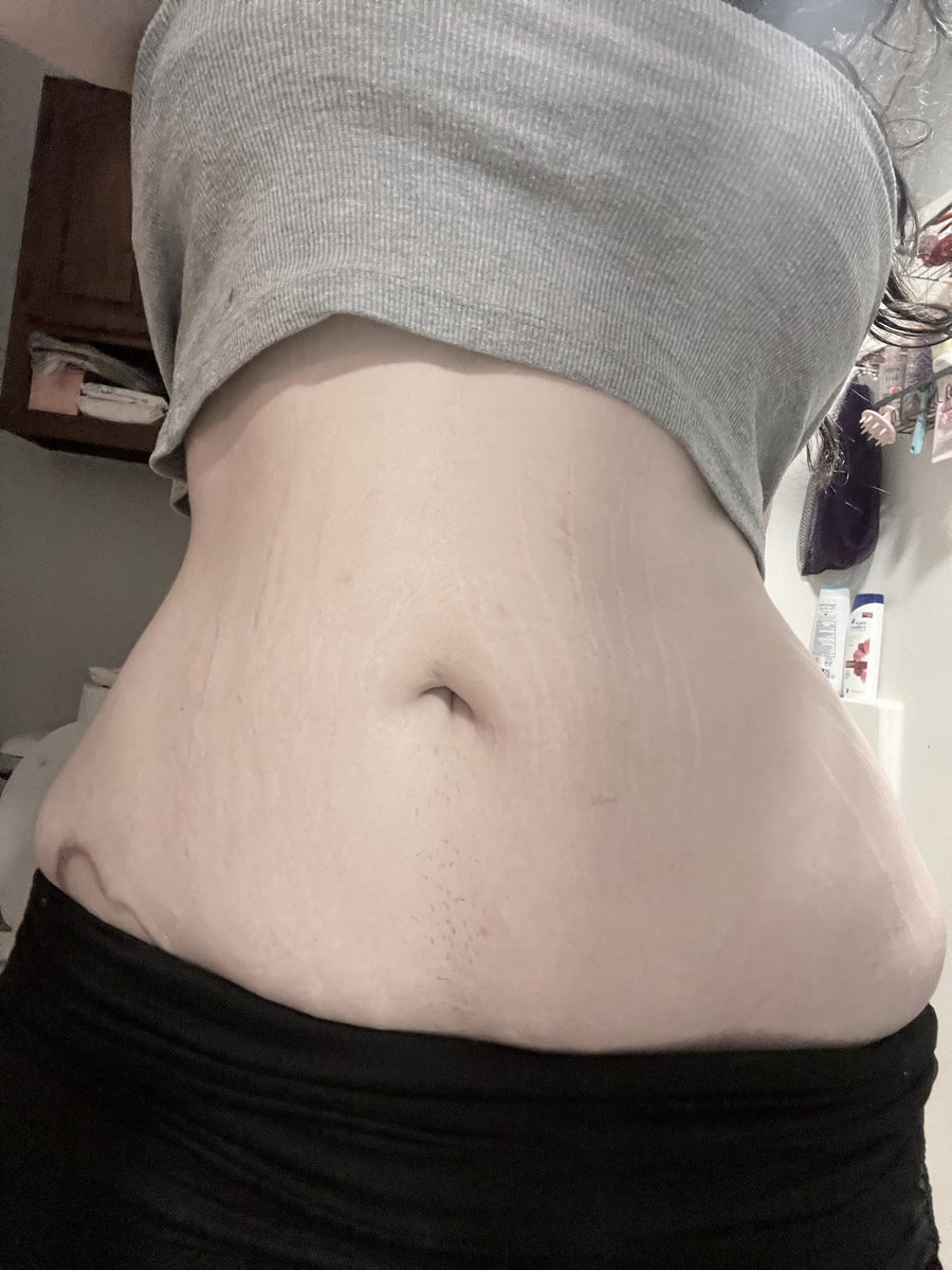 Victoria ౨ৎ (@vickiec4ls) on Twitter photo 