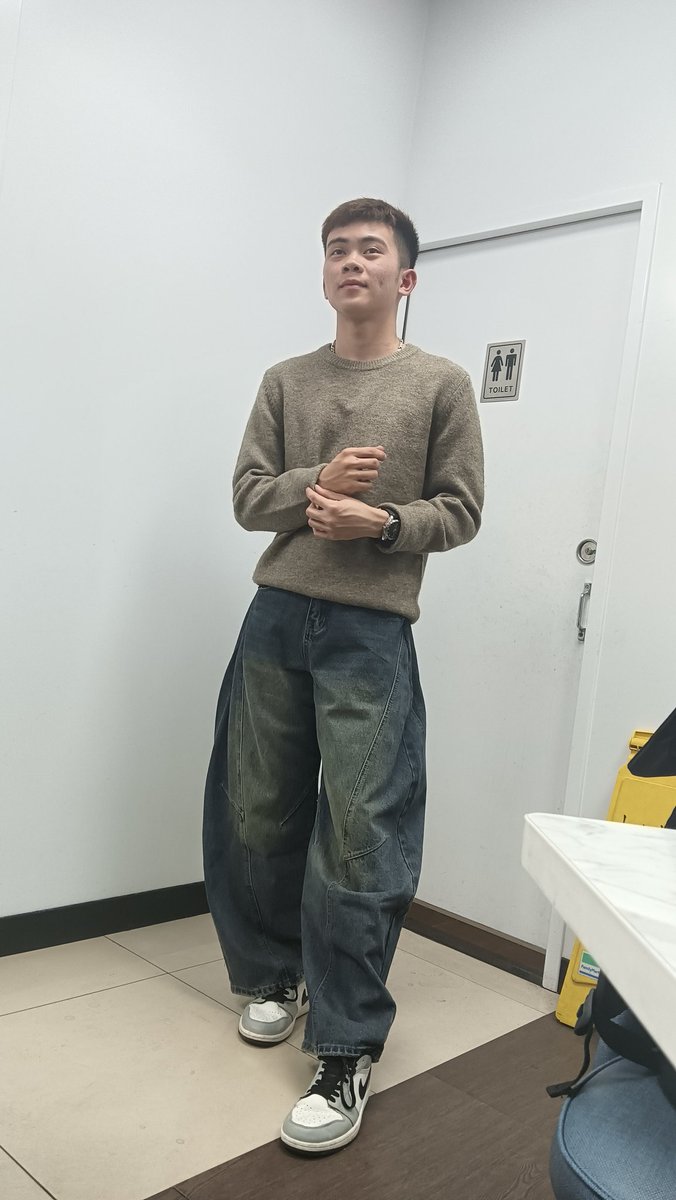 vt.tiktok.com/ZSmRdgs1S/
Vào link này thả tim cho nó đi mn. Nó bảo được 1000 tìm nó sẽ tiếp tục quay video.
Chốt kèo luôn