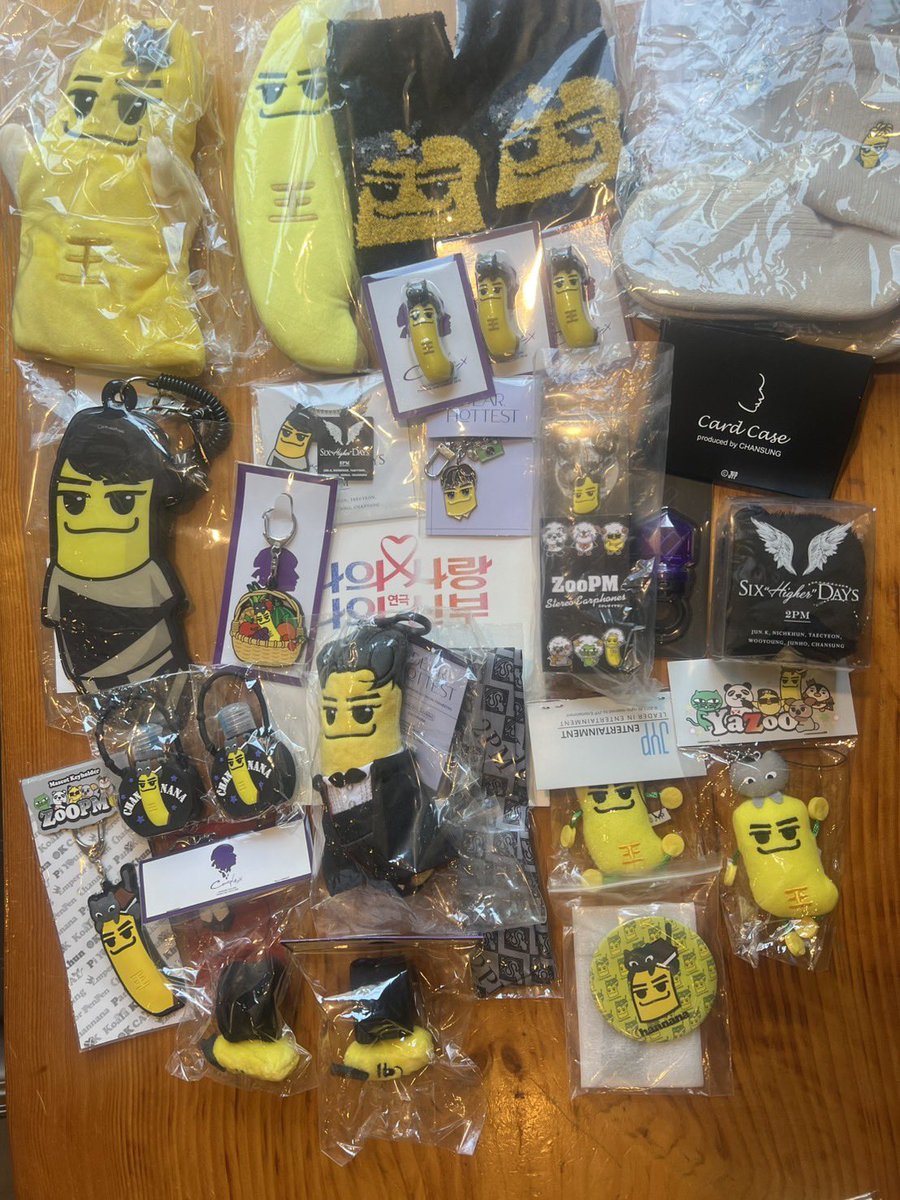 【拡散希望】💜チャンソンさん誕生祭📍新大久保はんありさん店内💛チャンソンさん装飾2/10本日から開始しました💜特別プレゼント品💜チャンソンさん公式グッズ💜Photo100枚💜来店様へのプレゼント品として追加しました😊皆様❣️楽しいお時間をお過ごし下さい。