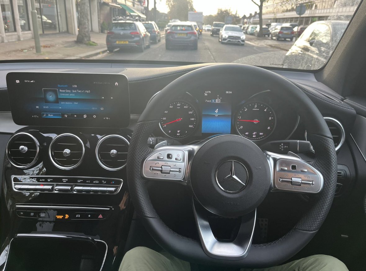 dawkinscov1980's tweet image. I Sadly had a car stolen off my driveway very early this morning in The East Barnet / Cockfosters area. There is a reward for any information leading to recovery. Black Mercedes GLC 220d, reg: WA22 XUM 

#barnet #cockfosters #eastbarnet #enfield