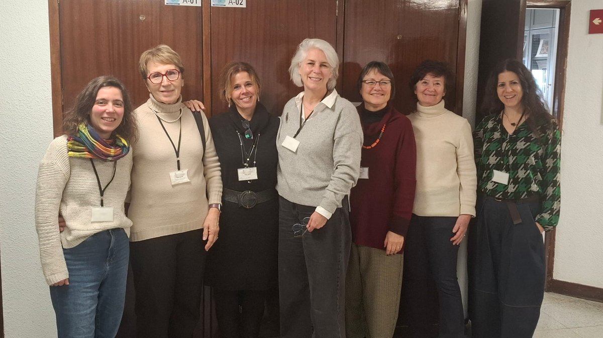 LUCES_COSTAction tweet media