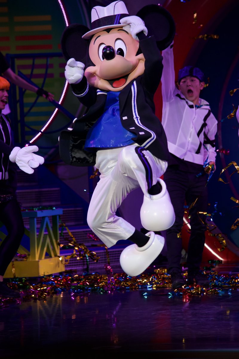 Disney_32R's tweet photo. 撮って出しのクラビミッキーたち🐭 https://t.co/0ZlvZ1ocBZ