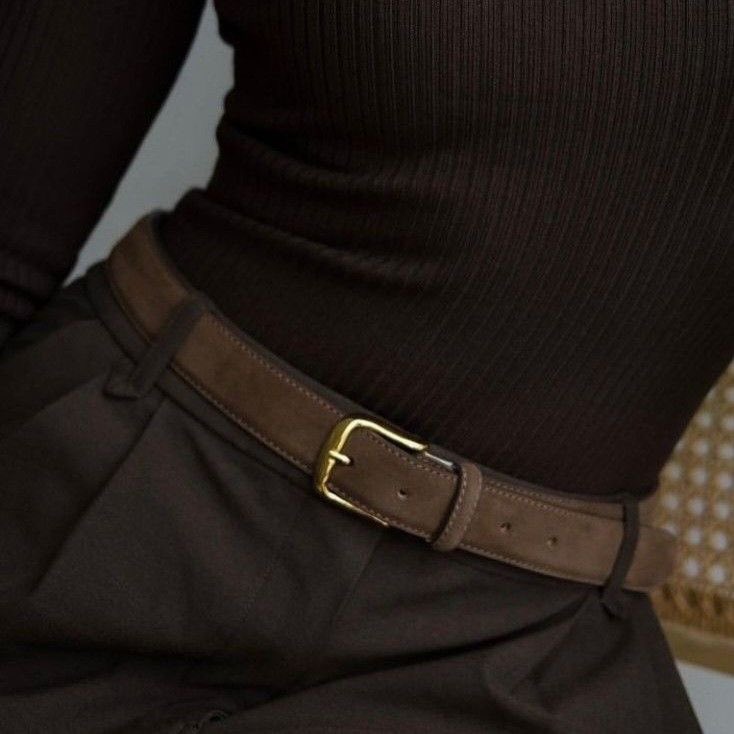 Diorgirlx's tweet photo. brown is the chicest color https://t.co/kbBrTC6yui