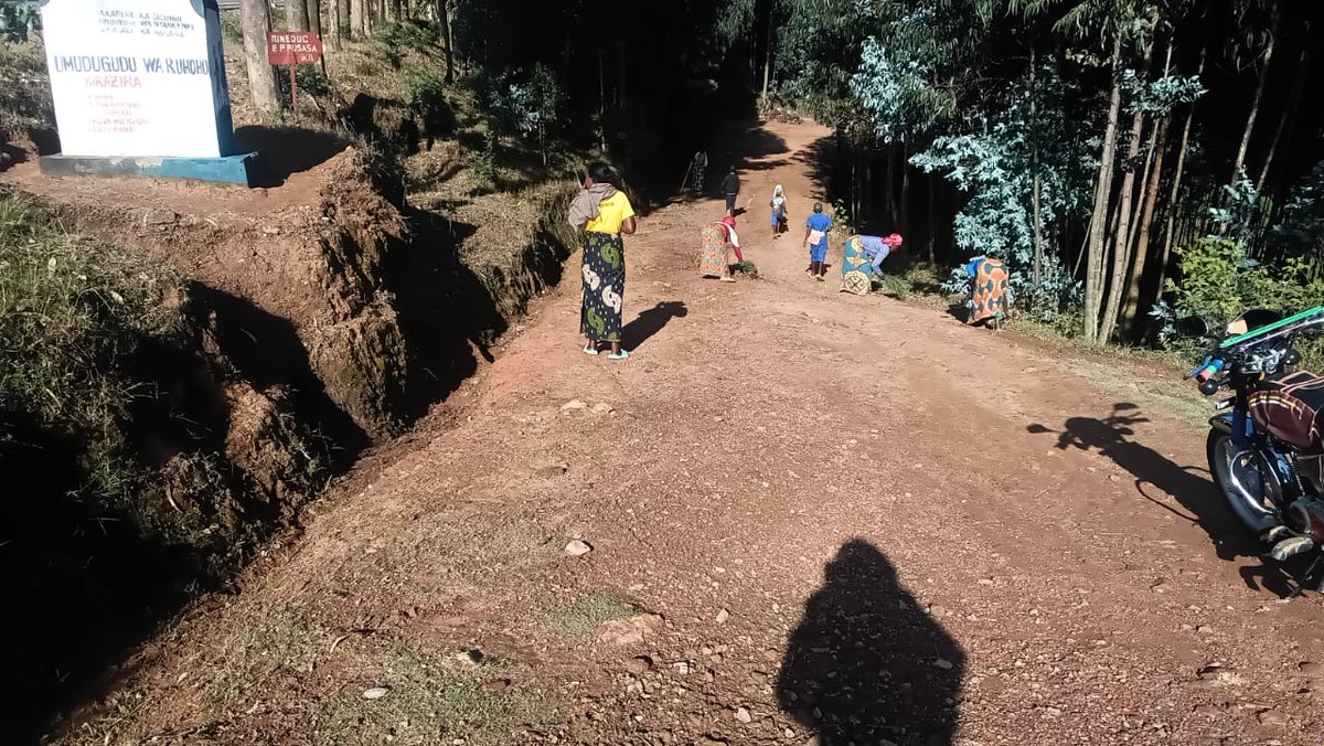 #Isukuhose. Mu gitondo cyo kuwa 10/2/2026 mu murenge wa Nyankenke hakozwe isuku mu duce dutandukanye muri gahunda y'igitondo cy'isuku. Abaturage basabwe kwimakaza isuku ikaba umuco kuko ari yo soko y'ubuzima.<a href="/RwandaHealth/">Ministry of Health | Rwanda</a> <a href="/RwandaLocalGov/">Ministry of Local Government | Rwanda</a> <a href="/RwandaNorth/">Northern Province/ Rwanda</a> <a href="/GicumbiDistrict/">Gicumbi District</a>