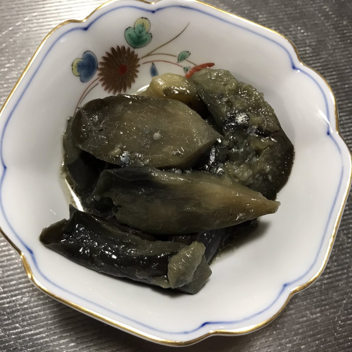 urformen's tweet photo. 9/5(金)献立

⚪︎ごはん

⚪︎冬瓜スープ

⚪︎きゅうり納豆炒め

⚪︎ピーマン油蒸し

⚪︎なすの田舎煮

この日は渡辺康啓さんのレシピだ。
Youtubeで観ながら作ってたなぁ。
美味しいんだよね。 https://t.co/A6fiEiOmO2