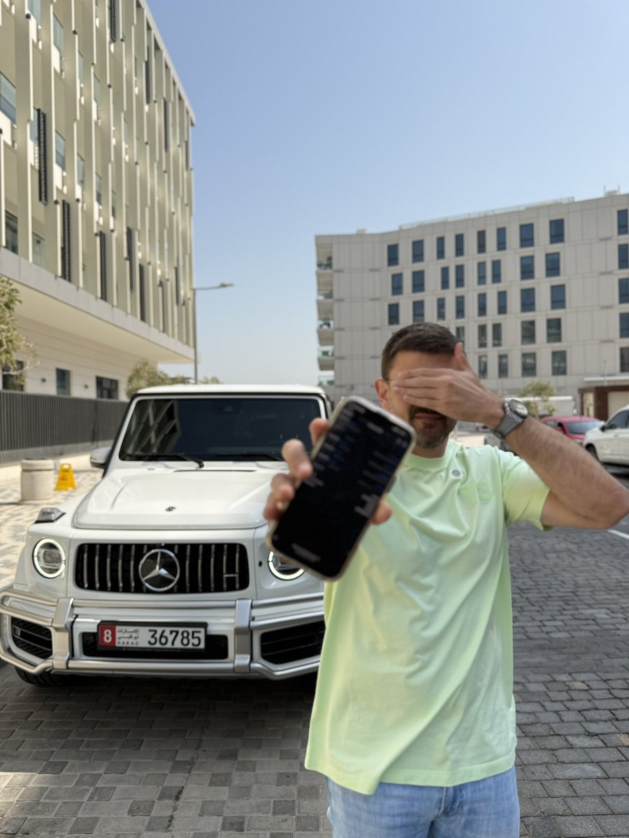 Alexander Debare tweet media