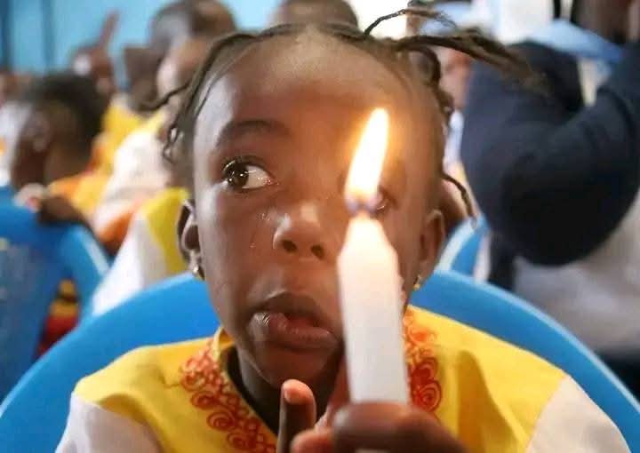Asswetooo's tweet photo. Not even children were spared from pain when police shot and killed Bridget Njoki, we will not forget #RutoMustGo https://t.co/STlLI9GrhG