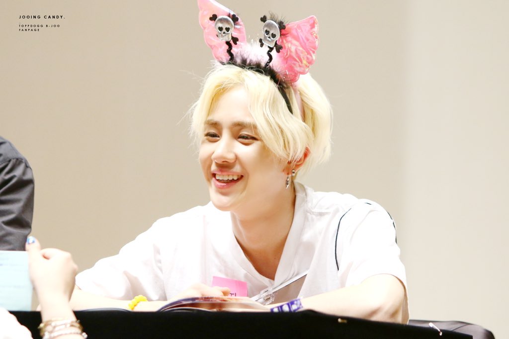 JJooobaa's tweet image. 햇살같아 ..