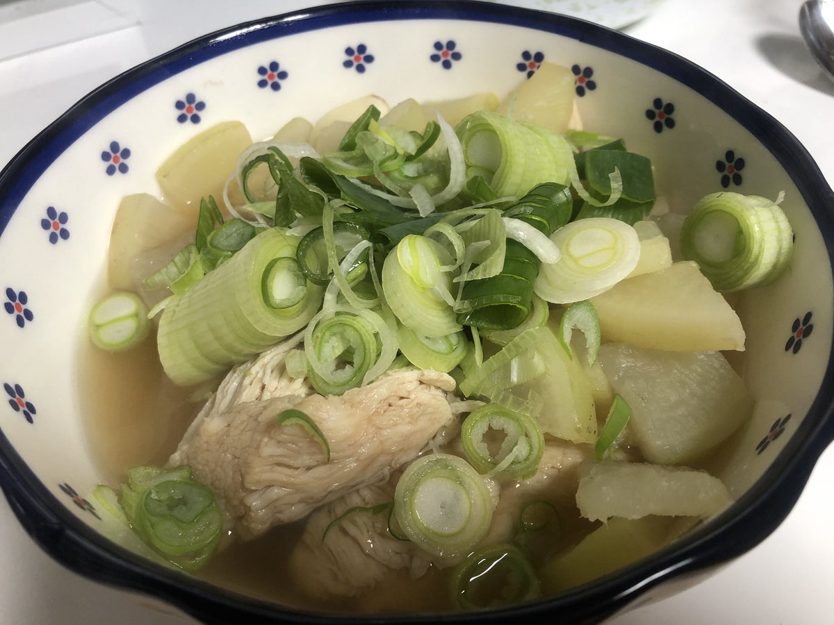 닭곰탕…닭가슴살로만들엇고,밥도없긴함 #트친맛밥해