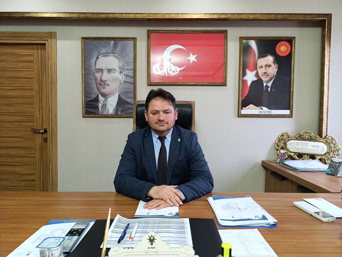 Sohbetimiz sıcak, kapımız herkese açık!
Bugünkü nöbetçimiz İlçe Başkan Yardımcımız Abdullah BEKTAŞ.

🕙 10.00 – 15.00
📍 AK Parti Akçaabat İlçe Başkanlığı