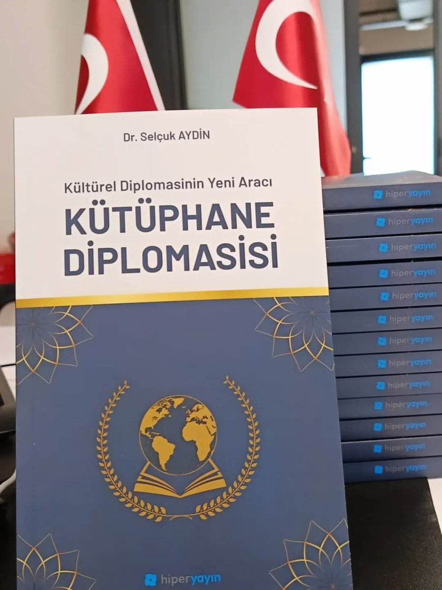 selcukaidin's tweet photo. Kültürel Diplomasinin Yeni Aracı: Kütüphane Diplomasisi
Kütüphaneler, kültürel diplomasinin yeni ve stratejik aktörleri hâline geliyor. Alandaki ilk kaynaklardan biri olan eser kütüphane diplomasisini teorik ve uygulamalı boyutlarıyla ele alıyor.
#LibraryDiplomacy https://t.co/ZqjVlYoSzO