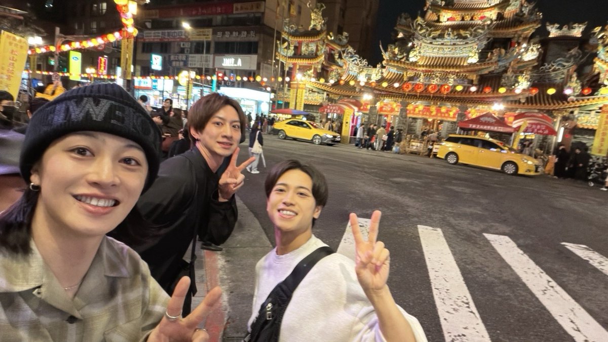 昨日無事に帰国しまして、台湾でいただいたお手紙全部読ませていただきました！中国語だけでなく日本語で書いてくださる方もいて、温かい心に触れました🥹
プレゼントもたくさんありがとうございました！