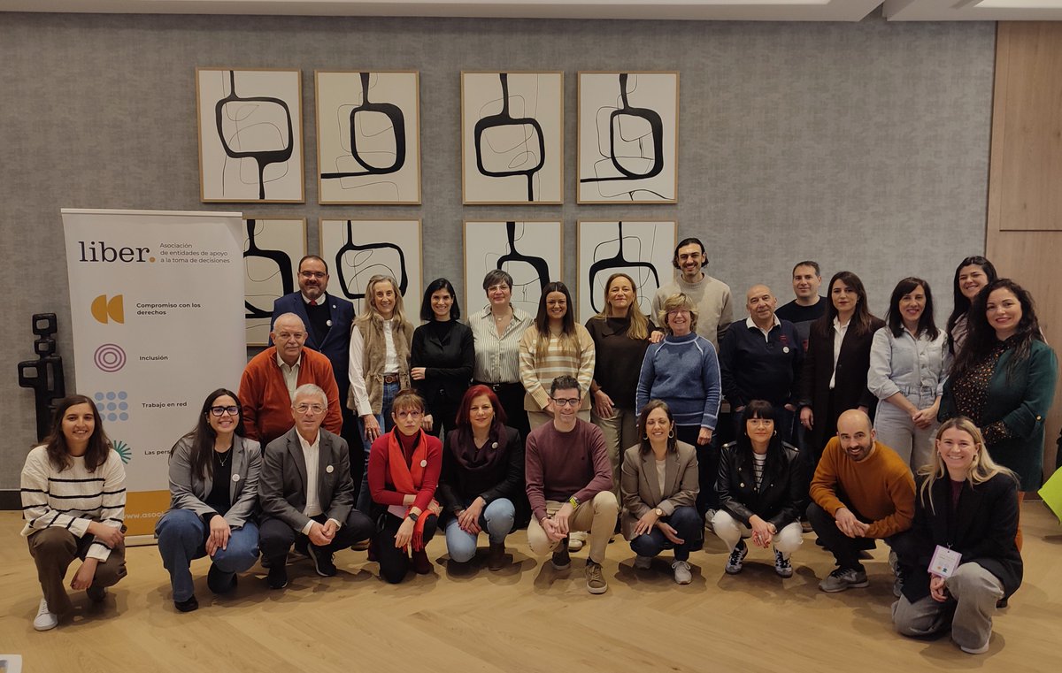 🔝¡Comienza la segunda jornada de este XV Encuentro de Gerentes! 
¿Habéis dormido bien? Porque hoy tocan dinámicas participativas 🗨️🗣️

➡️Comenzamos con la foto de grupo y una activación y un recordatorio de las sesiones de ayer.

#EG26